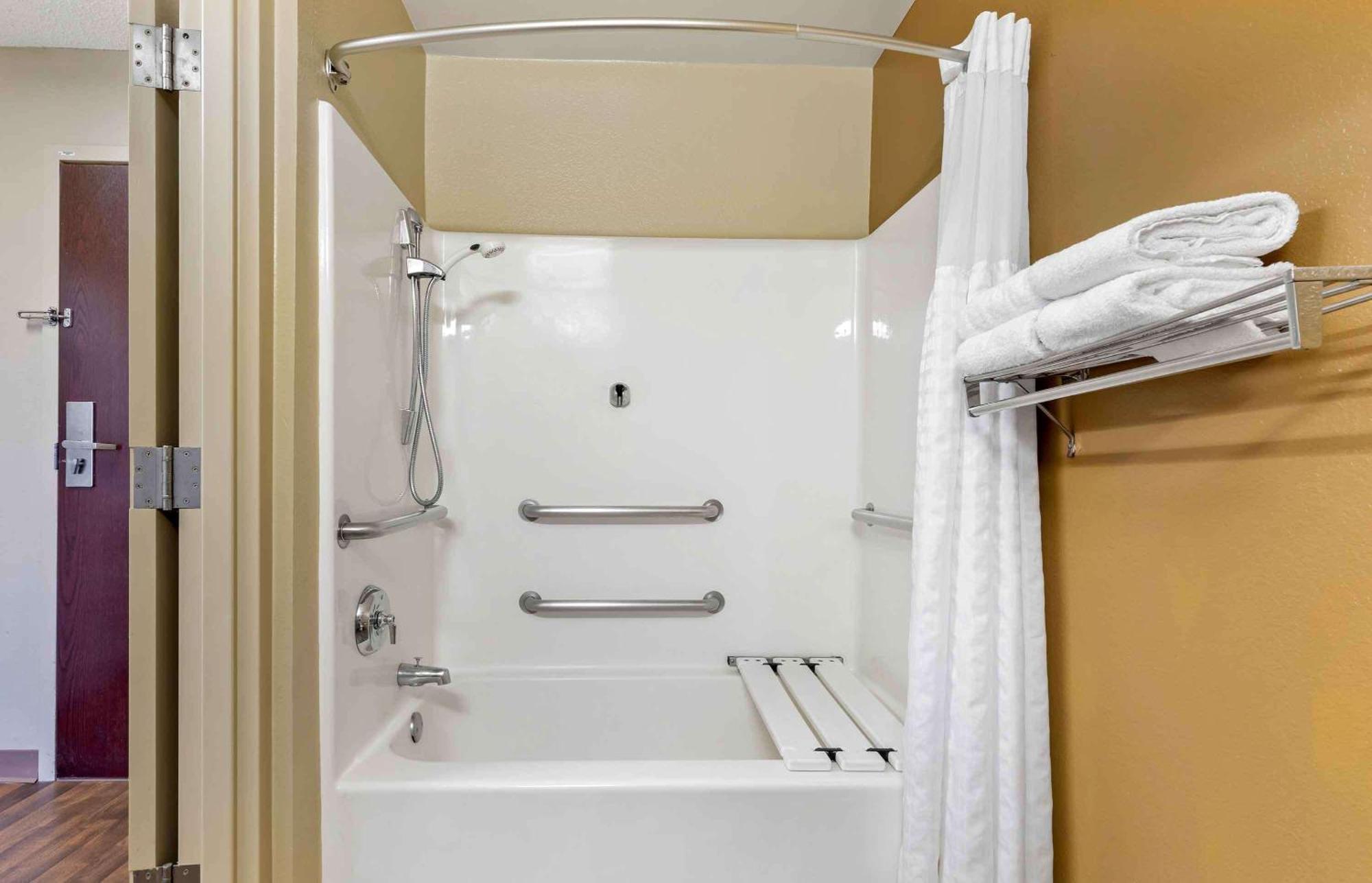Extended Stay America Suites - Rockford - I-90 Εξωτερικό φωτογραφία
